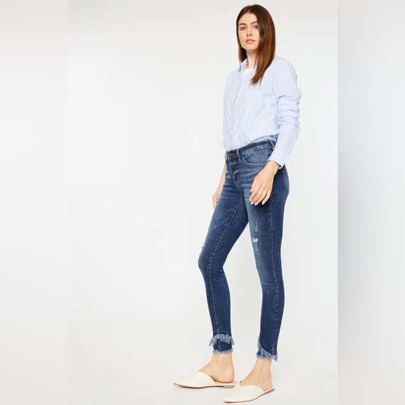 Kancan Mid Rise Ankle Skinny Jeans Size 26 NWT - Picture 4 of 12